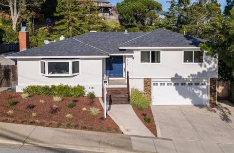 915 Crestview Drive San Carlos CA 94070