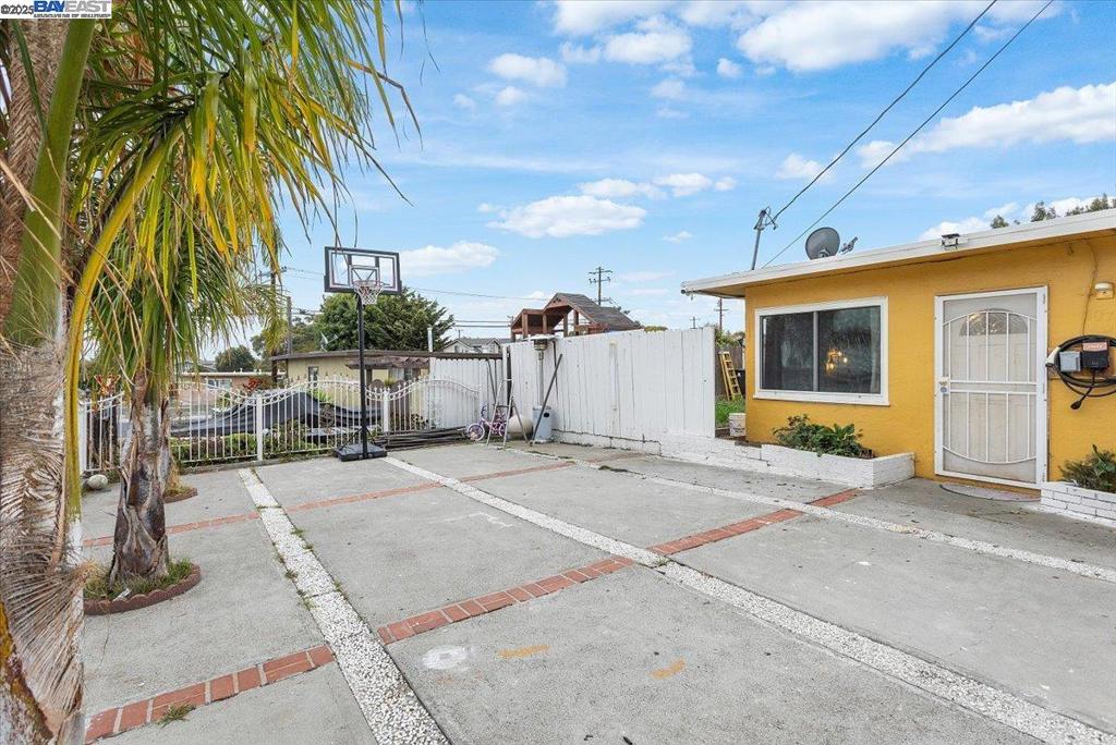 MONTALVIN - Residential