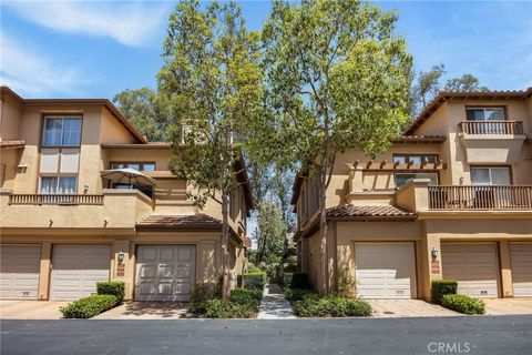 Photo of 2659 Dietrich Dr, Tustin, CA 92782 (MLS # OC26084776)