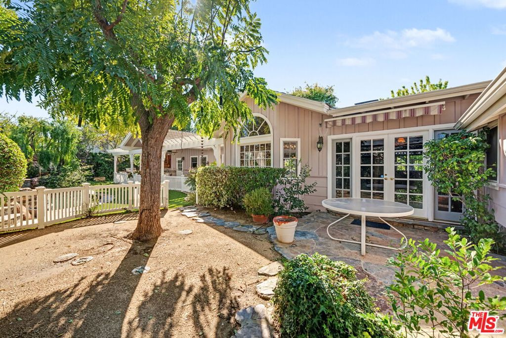 4780 Vista De Oro Avenue