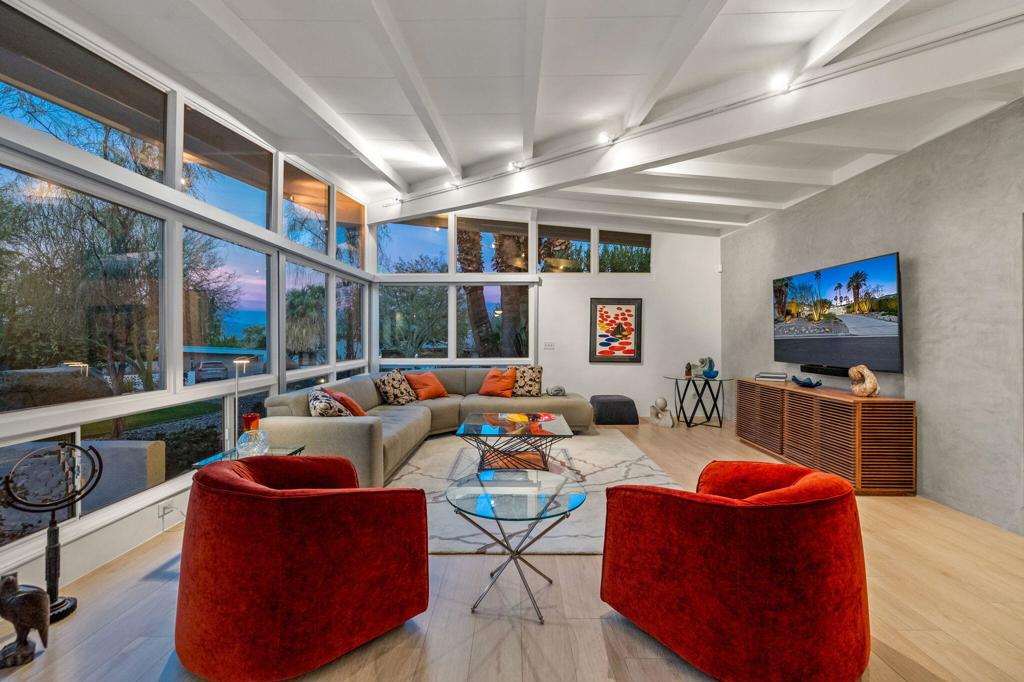 Magnesia Falls Cove - Residential