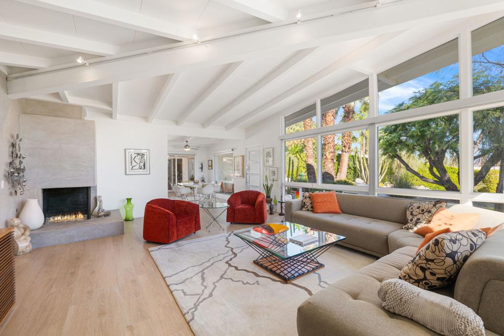 Magnesia Falls Cove - Residential