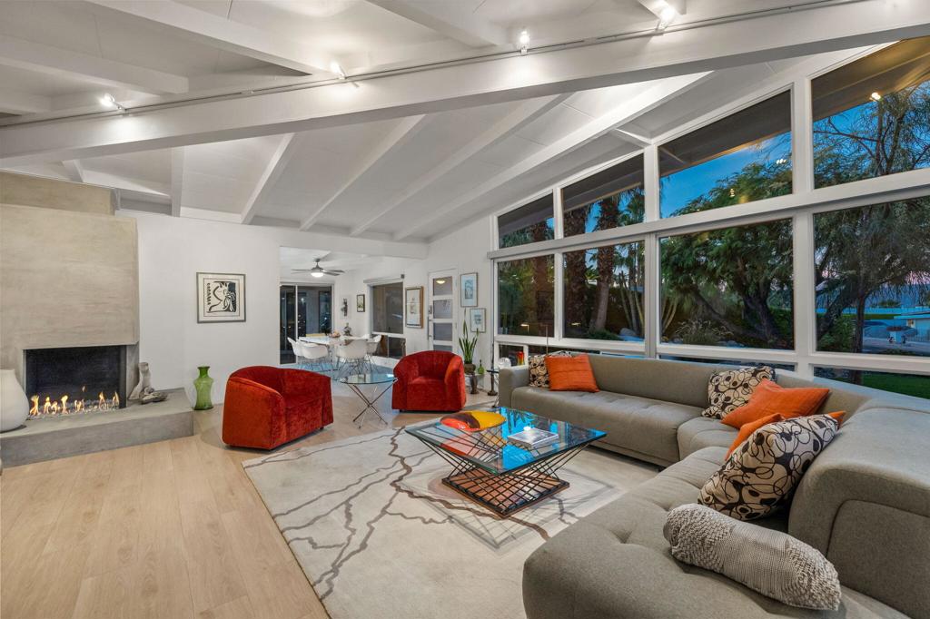 Magnesia Falls Cove - Residential