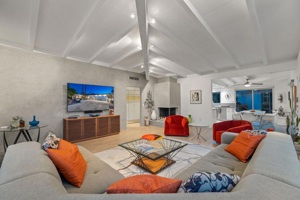 Magnesia Falls Cove - Residential