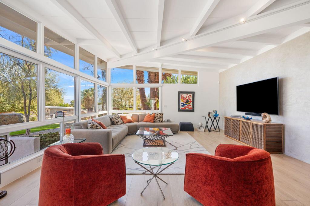 Magnesia Falls Cove - Residential