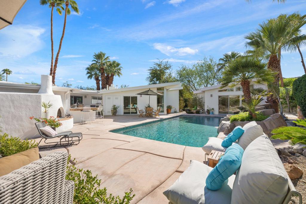 Magnesia Falls Cove - Residential