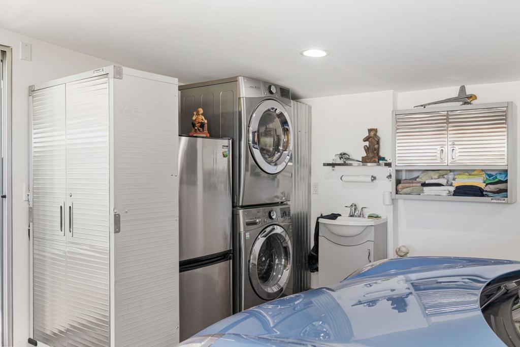 Magnesia Falls Cove - Residential