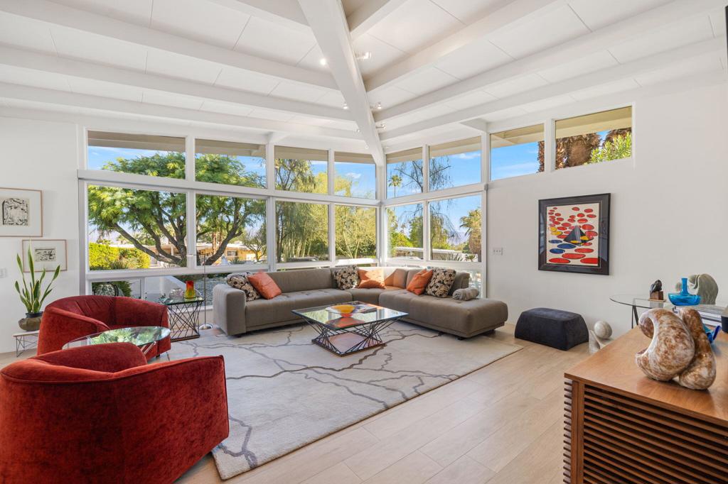 Magnesia Falls Cove - Residential