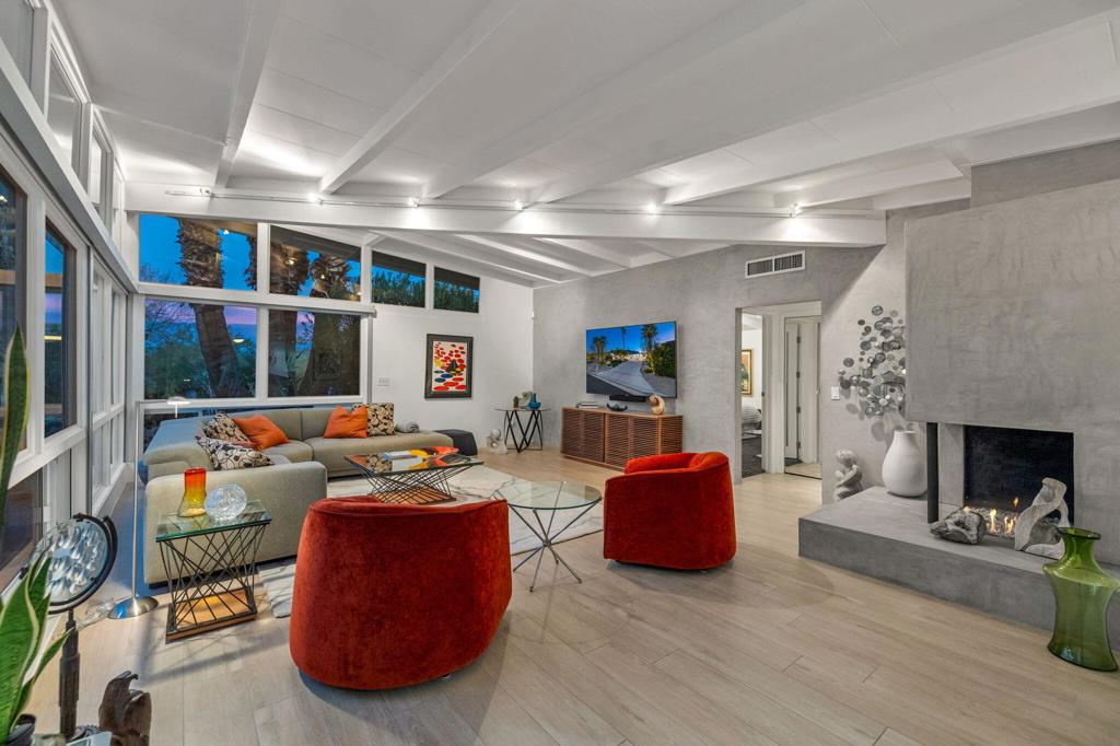 Magnesia Falls Cove - Residential