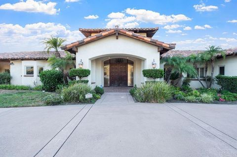 2155 Mil Sorpresas Drive Fallbrook CA 92028