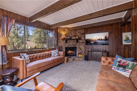 Photo of 42800 Cougar RD, Big Bear Lake, CA 92315 (MLS # IG26106334)