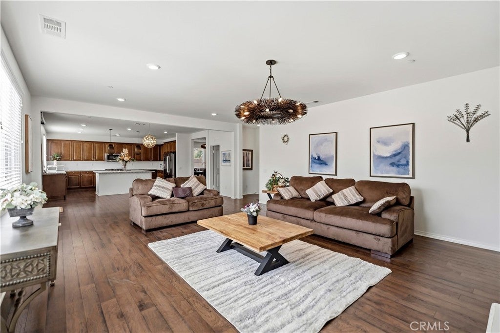 6882 Keyway Court