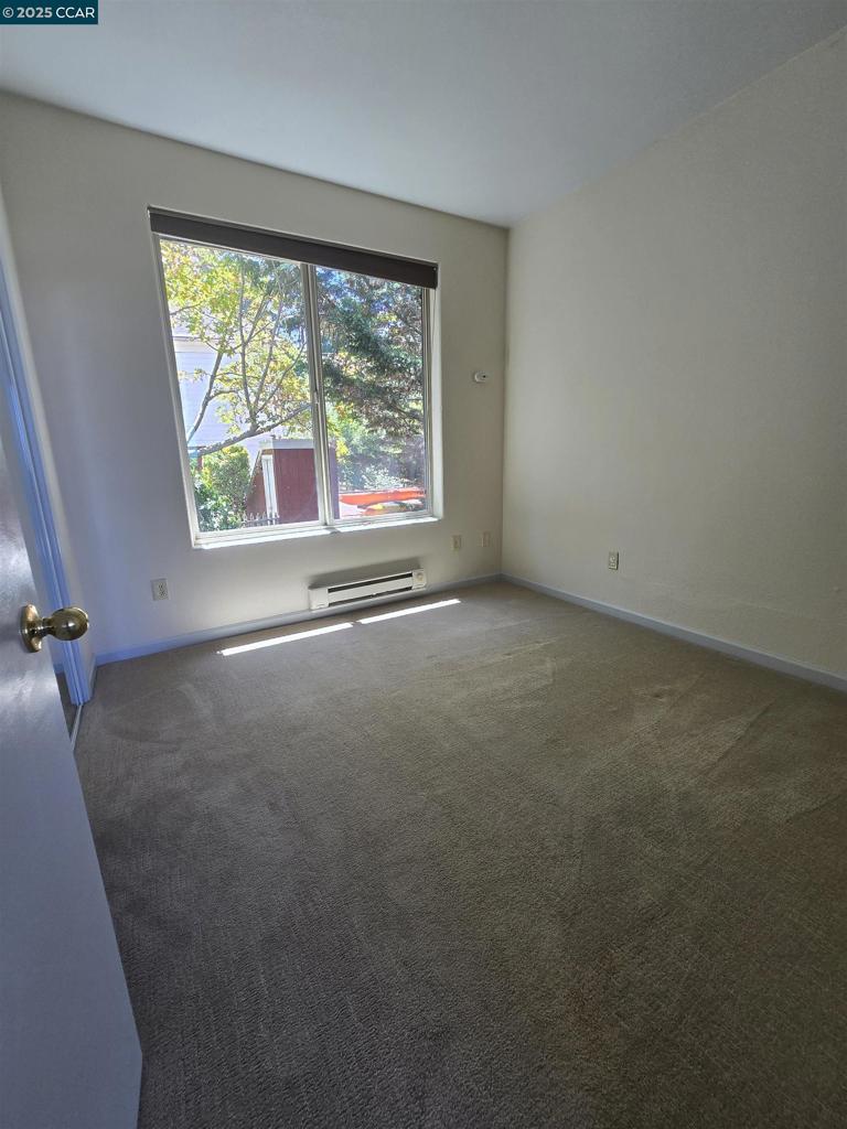 POINTRIOND - Residential Lease