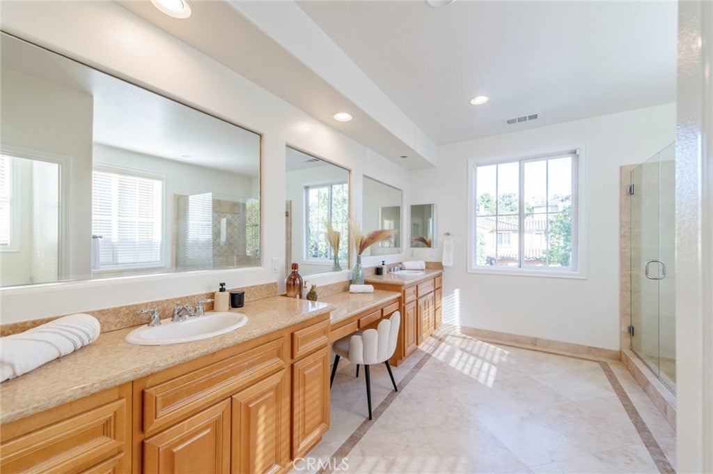 143 Weathervane, Irvine CA 92603 - Photo 31