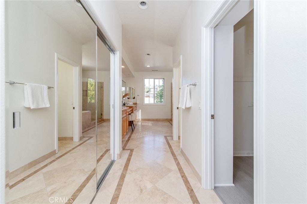 143 Weathervane, Irvine CA 92603 - Photo 30