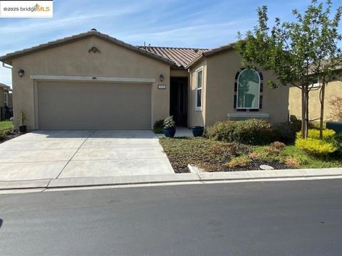 Photo of 213 shearwater drive, Rio Vista, CA 94571 (MLS # 41112218) Photo of 213 shearwater drive, Rio Vista, CA 94571 (MLS # 41112218)