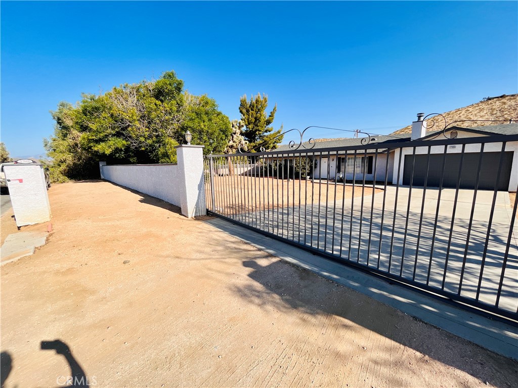 57806 Desert Gold Dr.