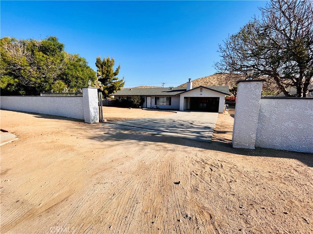 57806 Desert Gold Dr.