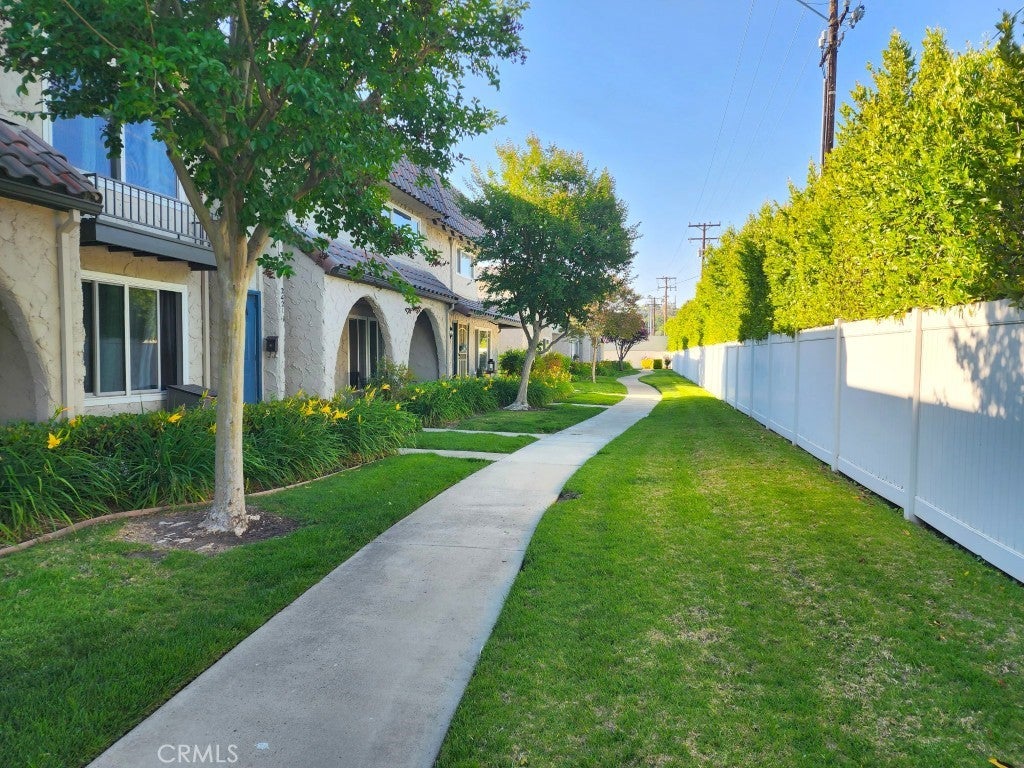 24223 La Glorita Circle