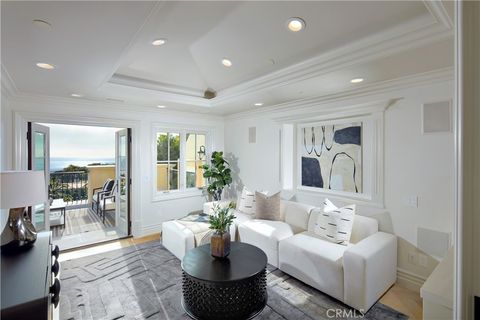 Tiny photo for 3 Island Vista Vis, Newport Coast, CA 92657 (MLS # OC25149760)