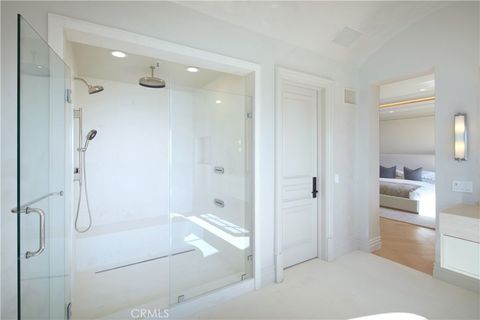 Tiny photo for 3 Island Vista Vis, Newport Coast, CA 92657 (MLS # OC25149760)