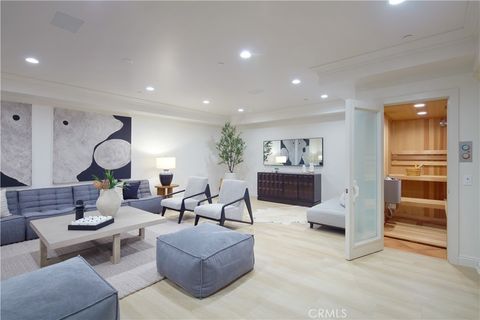 Tiny photo for 3 Island Vista Vis, Newport Coast, CA 92657 (MLS # OC25149760)