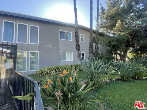 Photo of 5510 Corteen Place, Los Angeles, CA 91607 (MLS # 26988761)