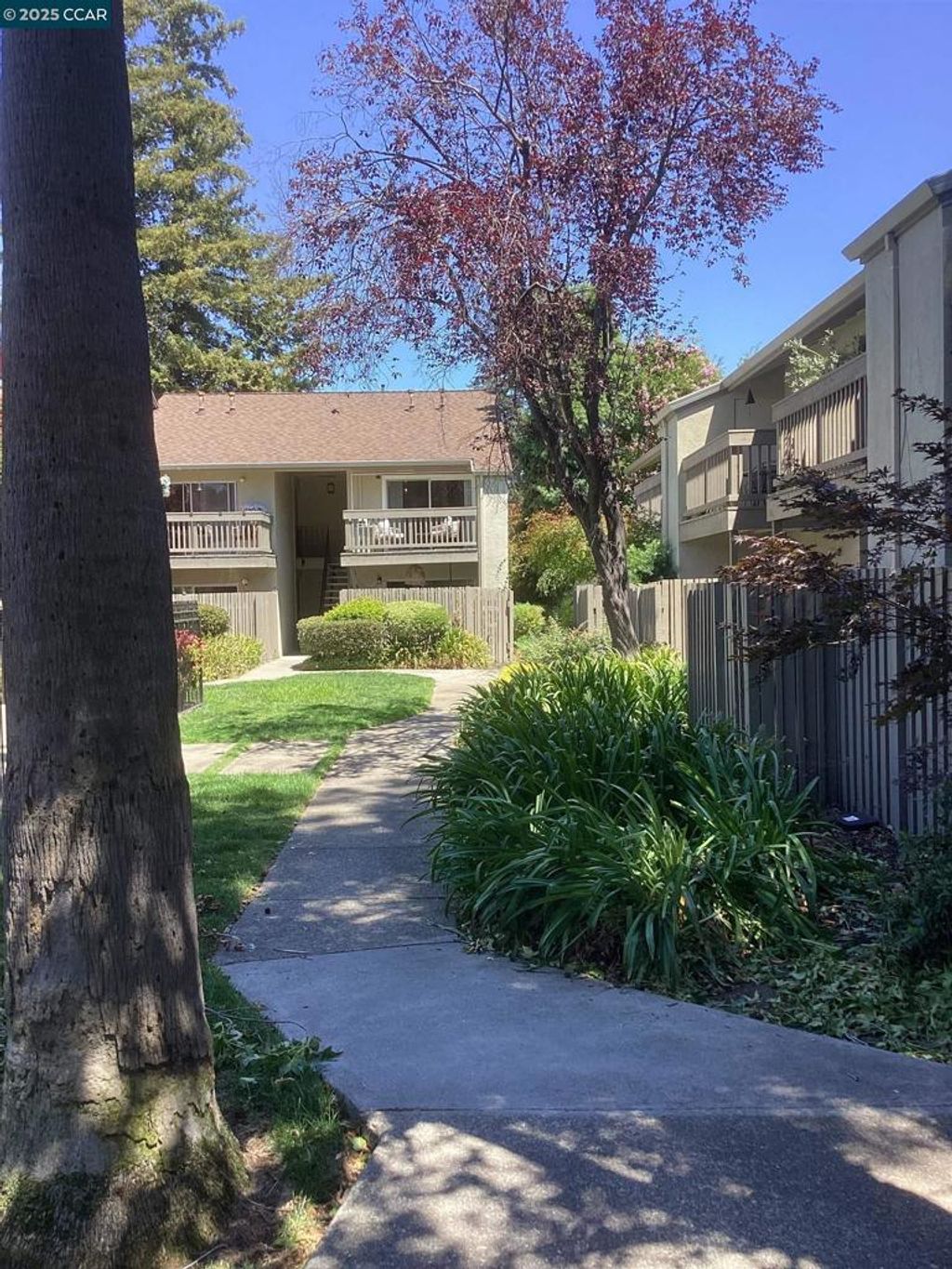 listing image 130724651376834254087