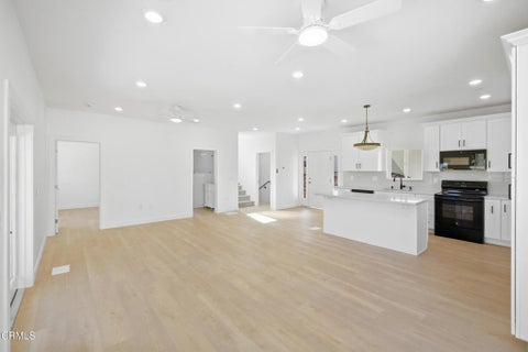 Tiny photo for 923 N Main, Piru, CA 93040 (MLS # V1-38823)