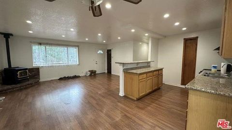 Photo of 2100 Zermatt Dr, Pine Mountain Club, CA 93222 (MLS # SR26084429)