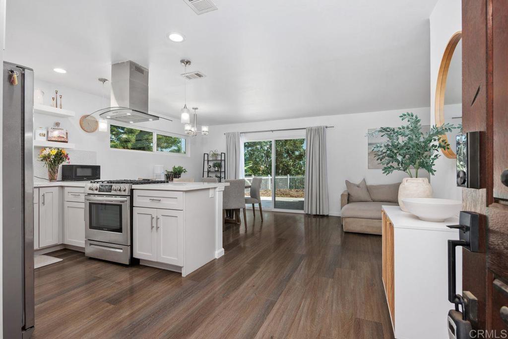 4969 Stephanie Place