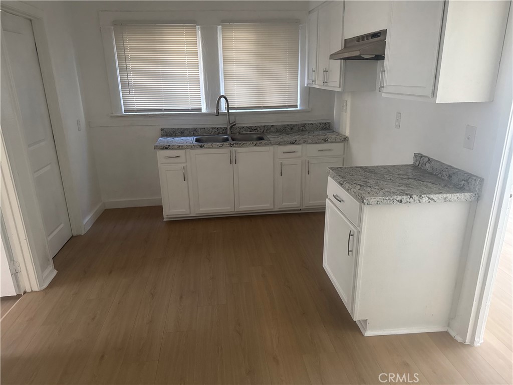 1136 E Alhambra Court