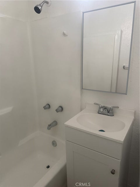 Tiny photo for 1136 E Alhambra Court, Long Beach, CA 90813 (MLS # IN26156931)