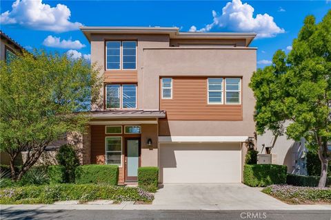 Photo of 79 Pelican Ln, Irvine, CA 92618 (MLS # WS26047074)