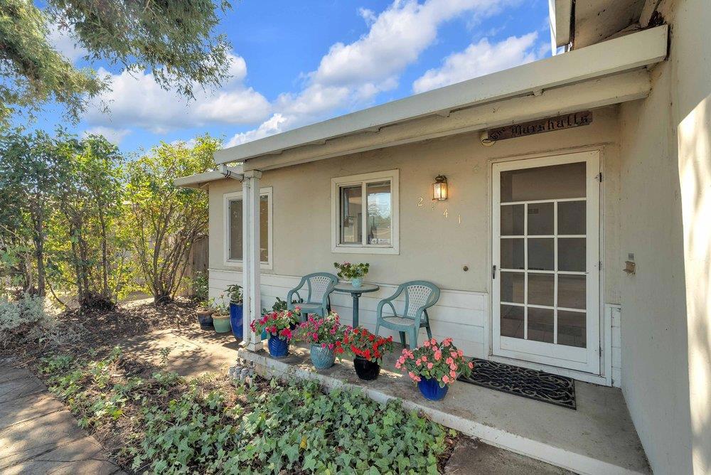 2141 Tamie Lane