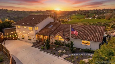 4141 Palomar Drive, Fallbrook, CA 92028 - MLS#: 250044151SD