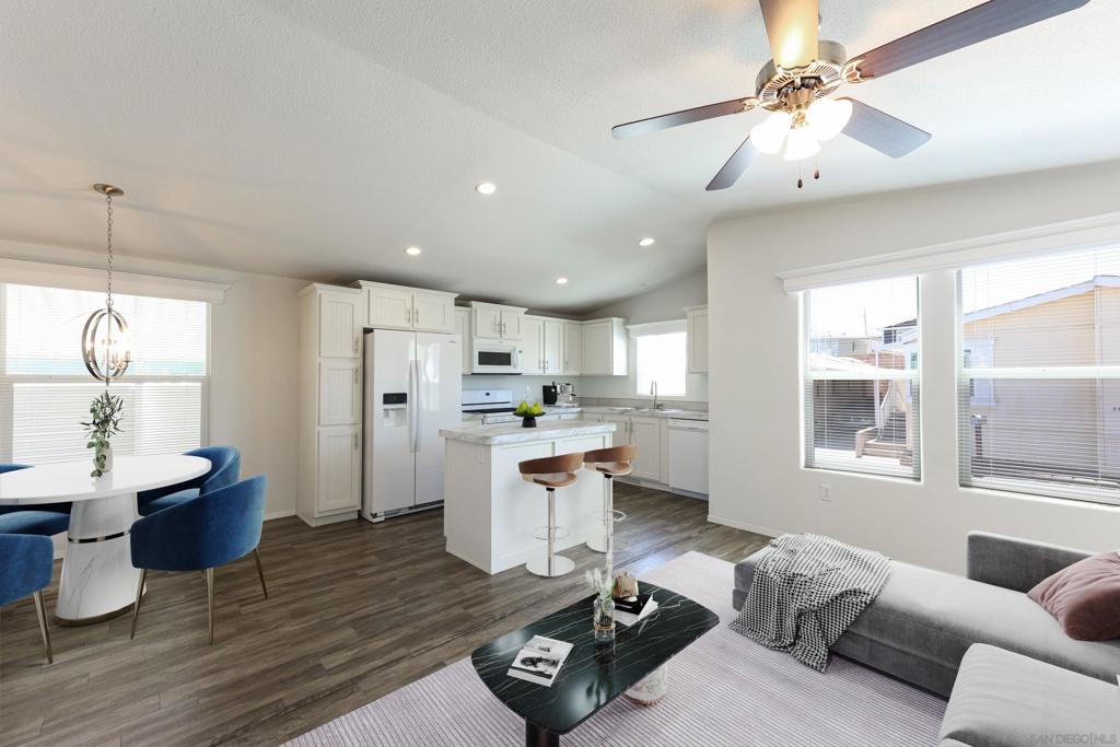 62 Hummingbird Ln.