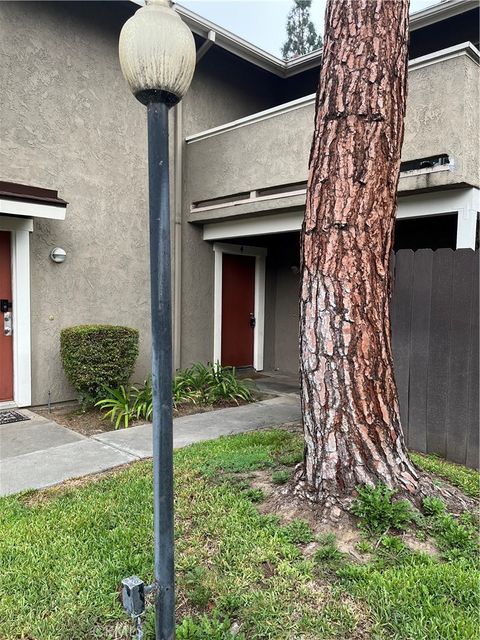 Photo of 3073 Gladstone #4 St, Pomona, CA 91767 (MLS # AR25235519) Photo of 3073 Gladstone #4 St, Pomona, CA 91767 (MLS # AR25235519)