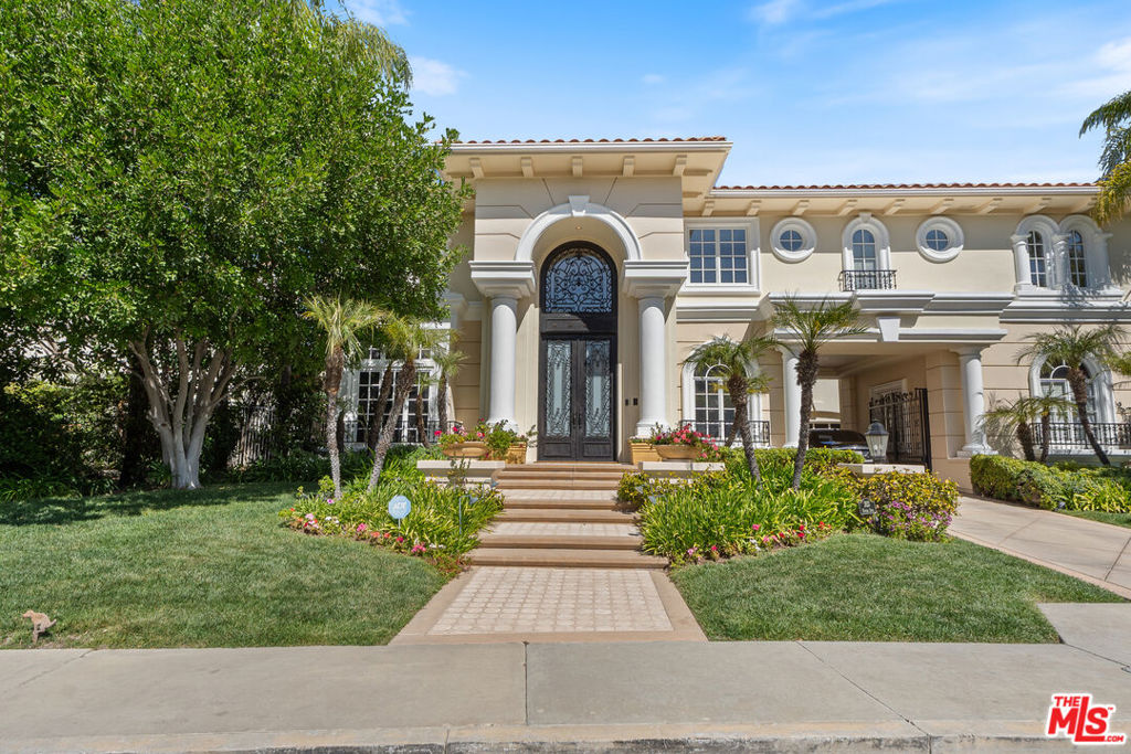 3833 Winford Drive