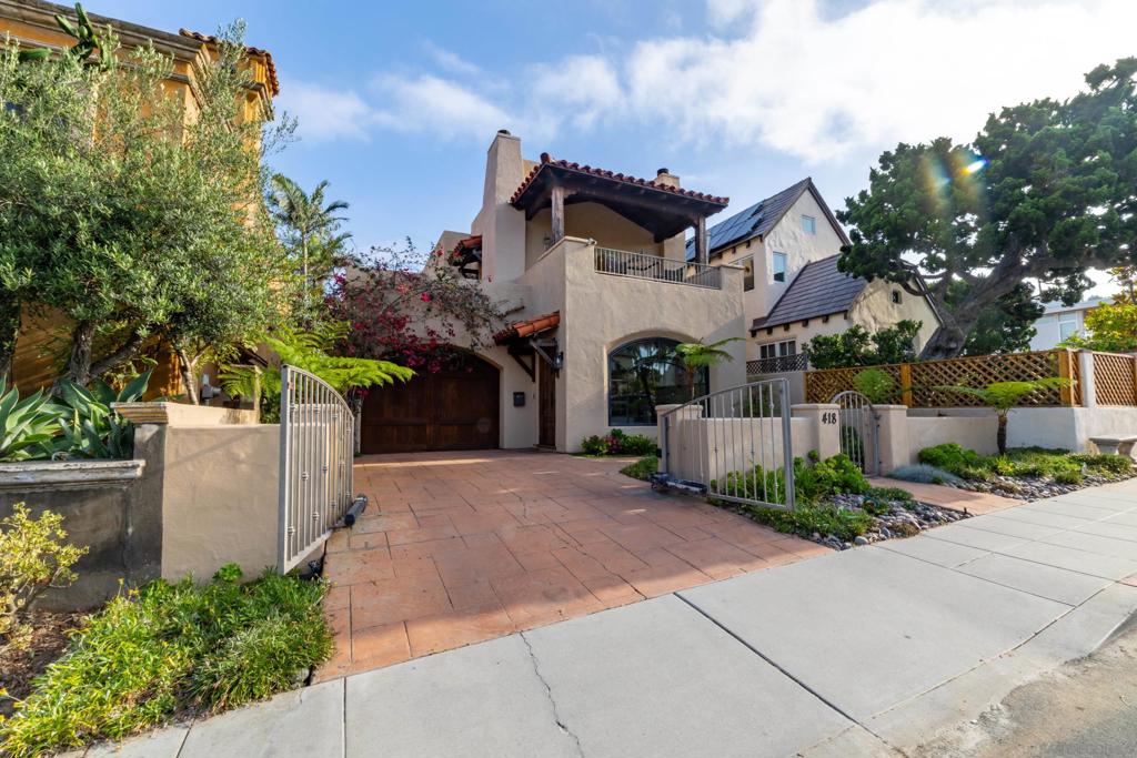 418 Marine St