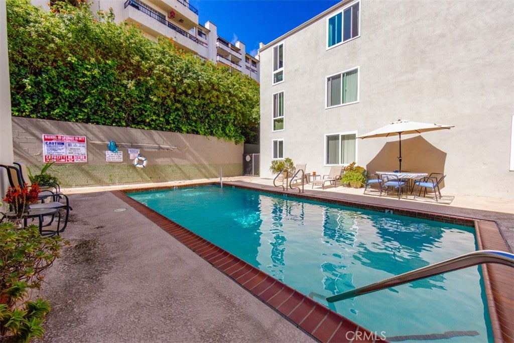 28121 Highridge