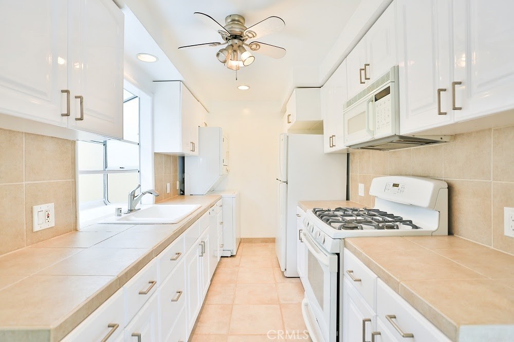 439 Via Lido Soud, Newport Beach CA 92663 - Photo 18