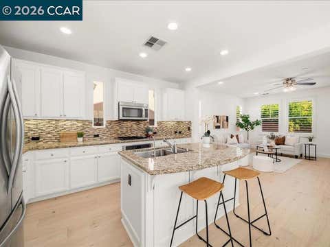 Photo of 4454 Irisview Pl PL, San Ramon, CA 94582 (MLS # 41144061)