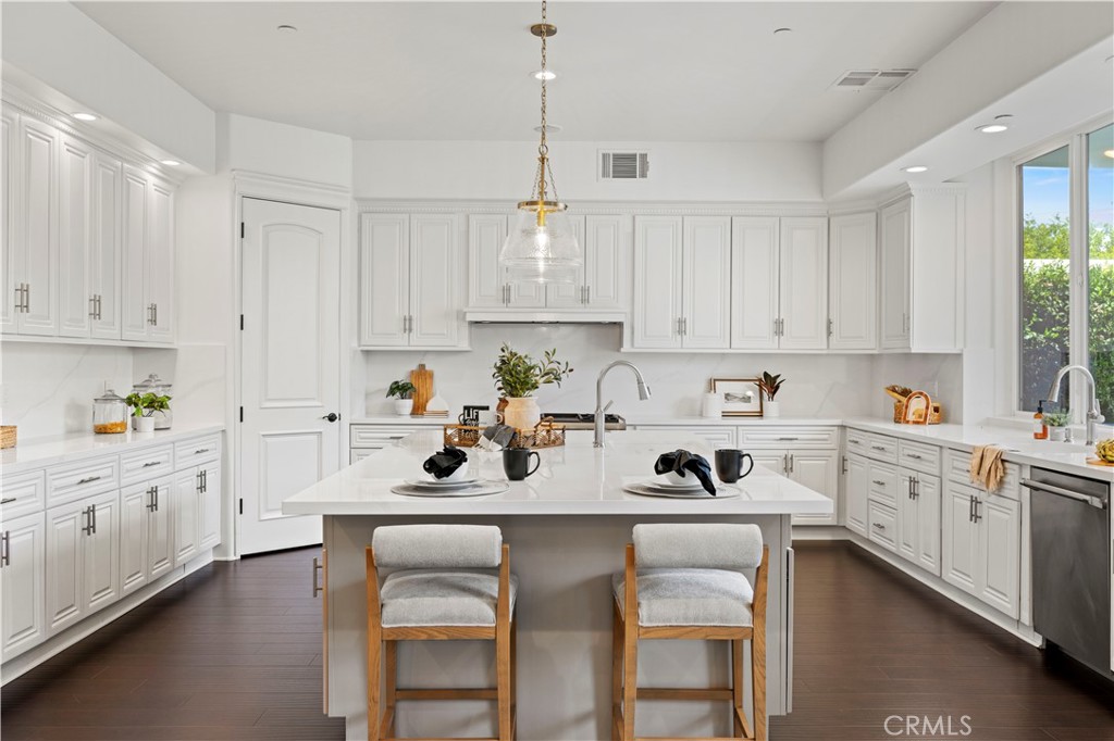 Encino, California, 91436, United States, 7 Bedrooms Bedrooms, ,7 BathroomsBathrooms,Residential,Active,2016673