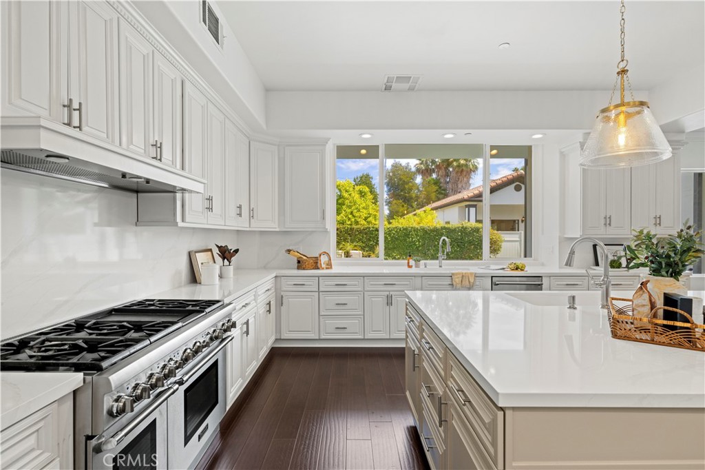 Encino, California, 91436, United States, 7 Bedrooms Bedrooms, ,7 BathroomsBathrooms,Residential,Active,2016673