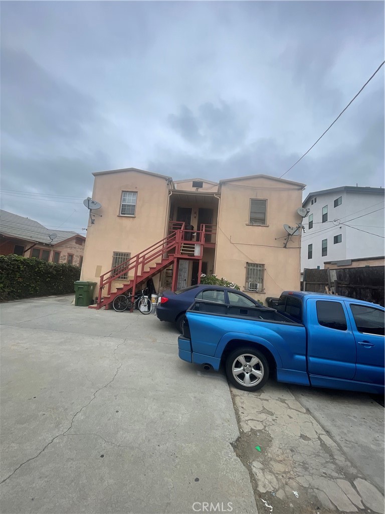 1514 W 36th