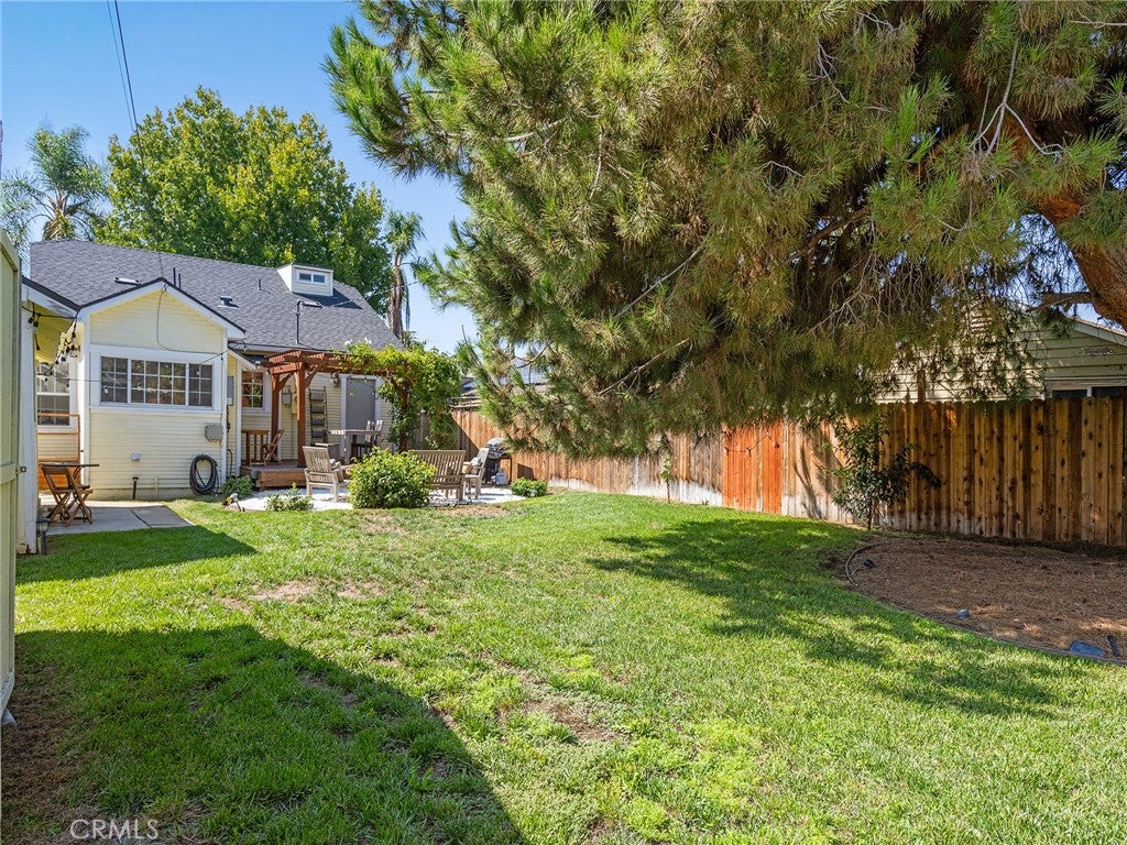 740 Freeman