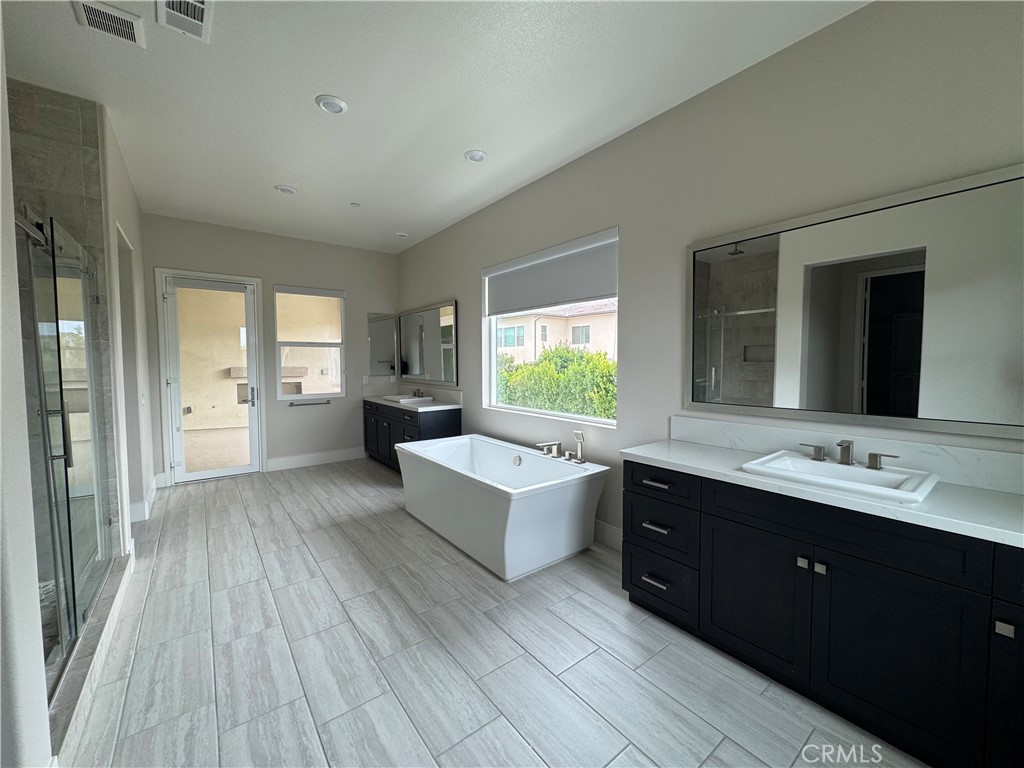 Capella - Residential Lease
