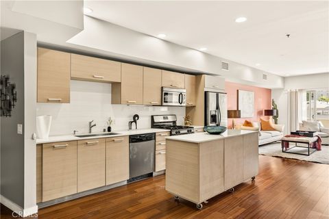 Photo of 5016 Bakman, North Hollywood, CA 91601 (MLS # BB26097298)