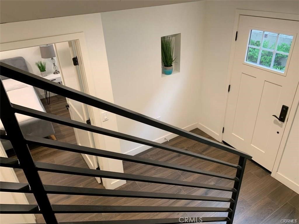 Three-story bright and spacious townhome with three bedrooms and two-and-a-half bath. Townhome includes fireplace, balcony, 2 car garage, large kitchen, and washer/dryer! Centrally located near DTLA, Santa Monica, Beverly Hills, Hollywood and much much more.